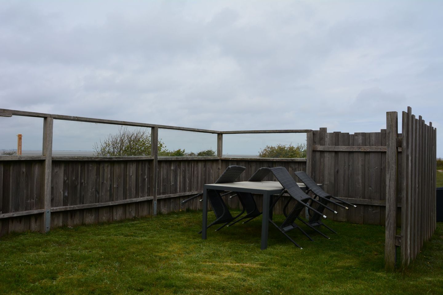 Haus Waasfrees Ferienwohnung Oland mit einmaliger Wattlage. Steenodde auf Amrum - 