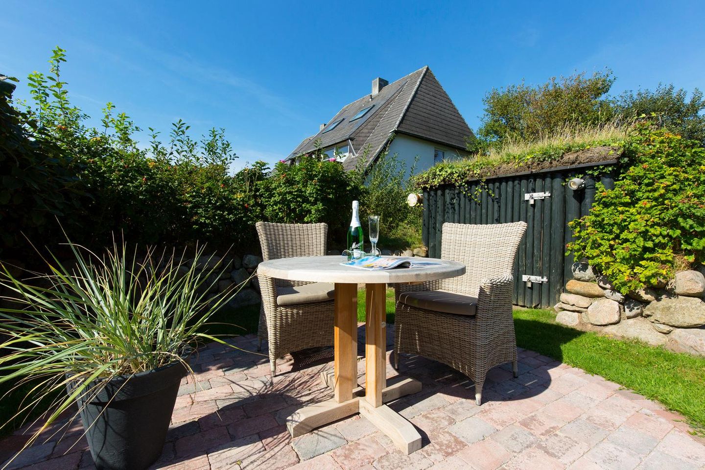 Claas App. 01 Im Grund 28 B Wenningstedt - Garten