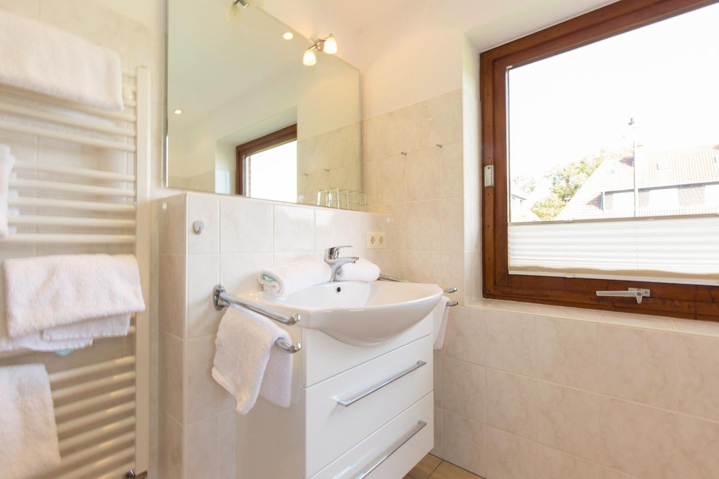  Hoch App. 04 Norderwung 22 Wenningstedt - Badezimmer