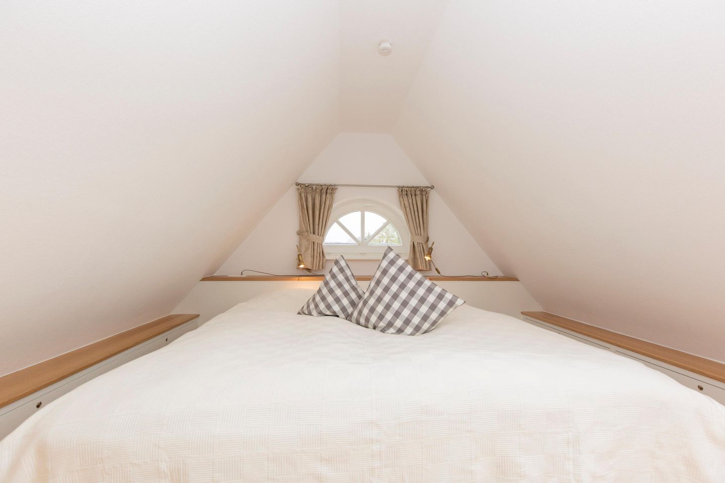 Hingst App. 04 Norderwung 26 Wenningstedt - Schlafzimmer