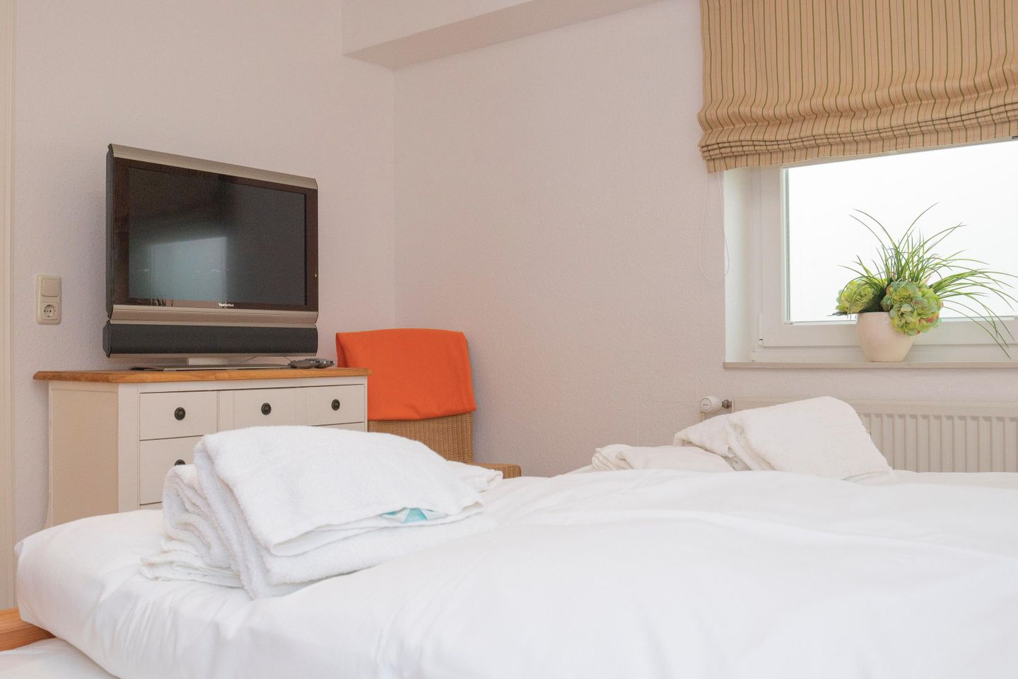  Sturmfried Nr. 04  B.-Bleeg-Str. 27 E Wenningstedt - Schlafzimmer