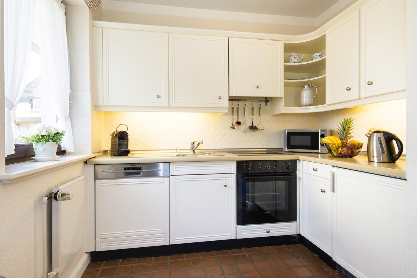  Käptn Taylor App. 02 Norderwung 17 Wenningstedt - Küche / Küchenzeile