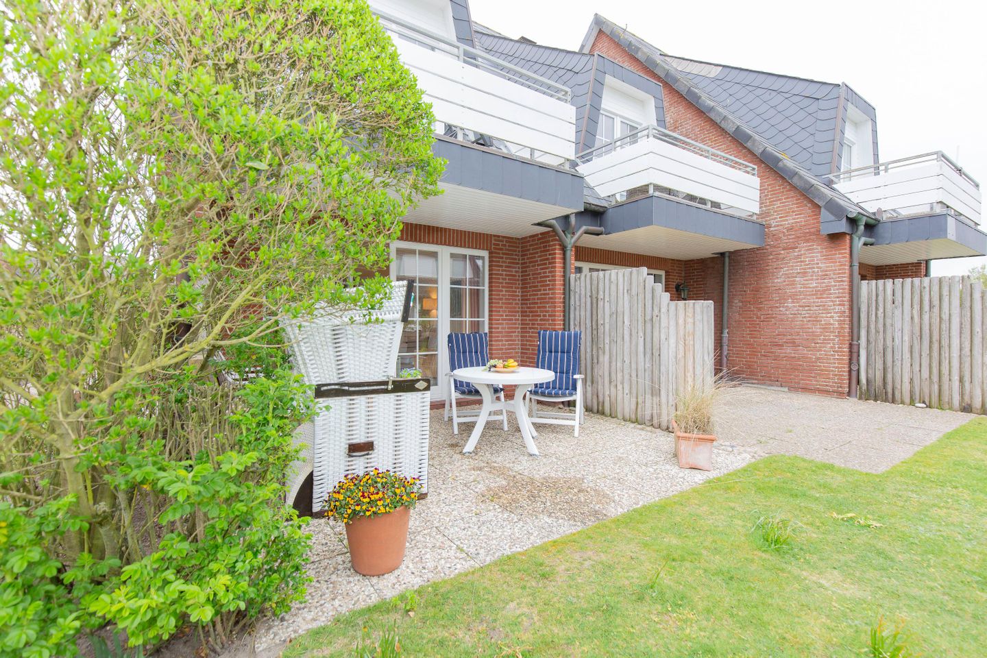  Haus Mittelweg App. 03 Mittelweg 9 Wenningstedt - Terrasse