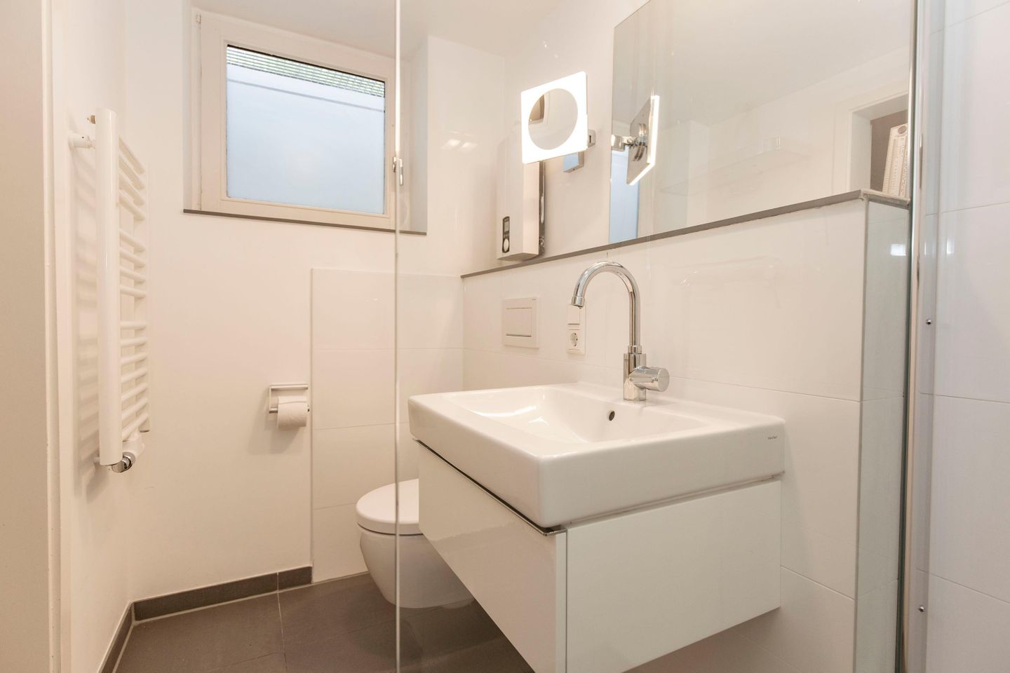 App. Görl 01 Osterweg 20 A Wenningstedt - Badezimmer