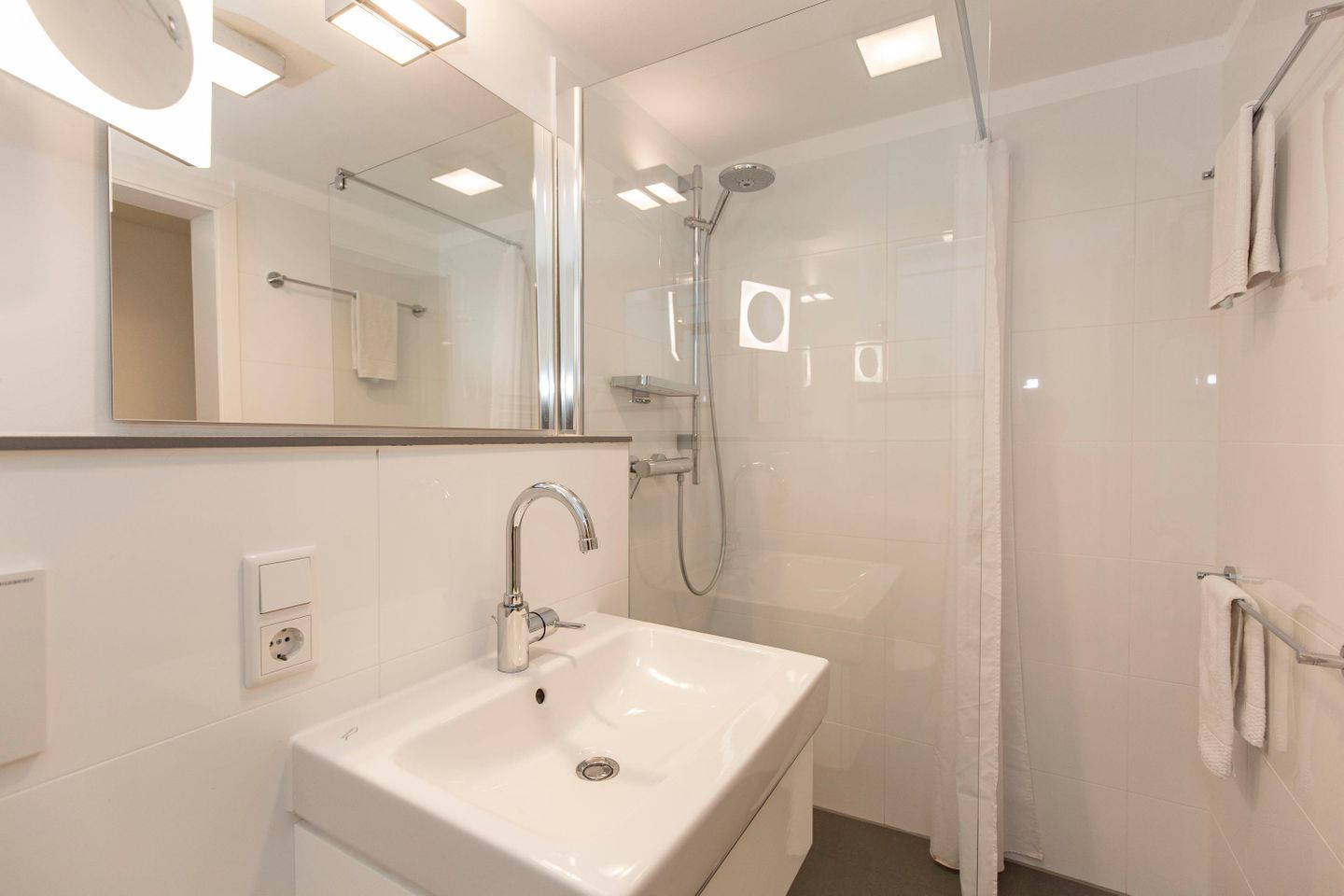 App. Görl 01 Osterweg 20 A Wenningstedt - Badezimmer