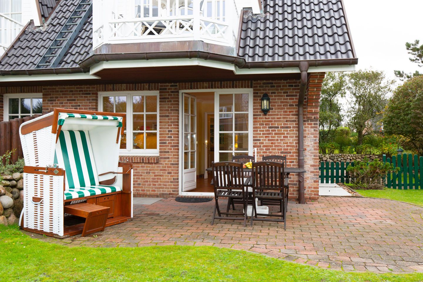  Aufwind im Haus Luna Normannenweg 5 Wenningstedt - Terrasse