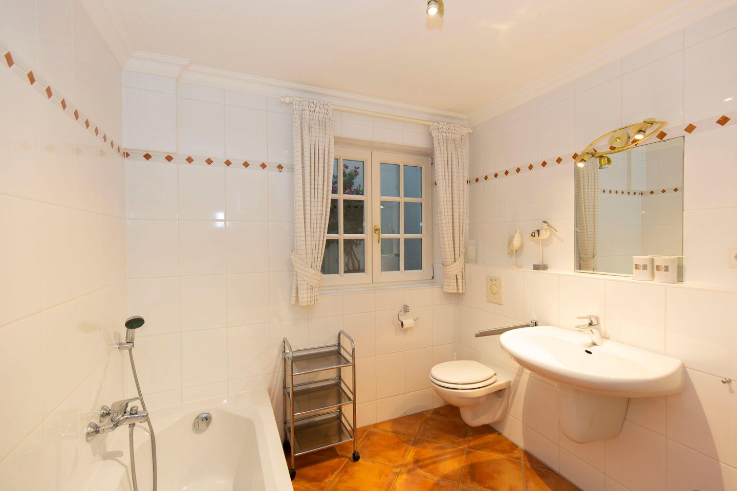  Aufwind im Haus Luna Normannenweg 5 Wenningstedt - Badezimmer