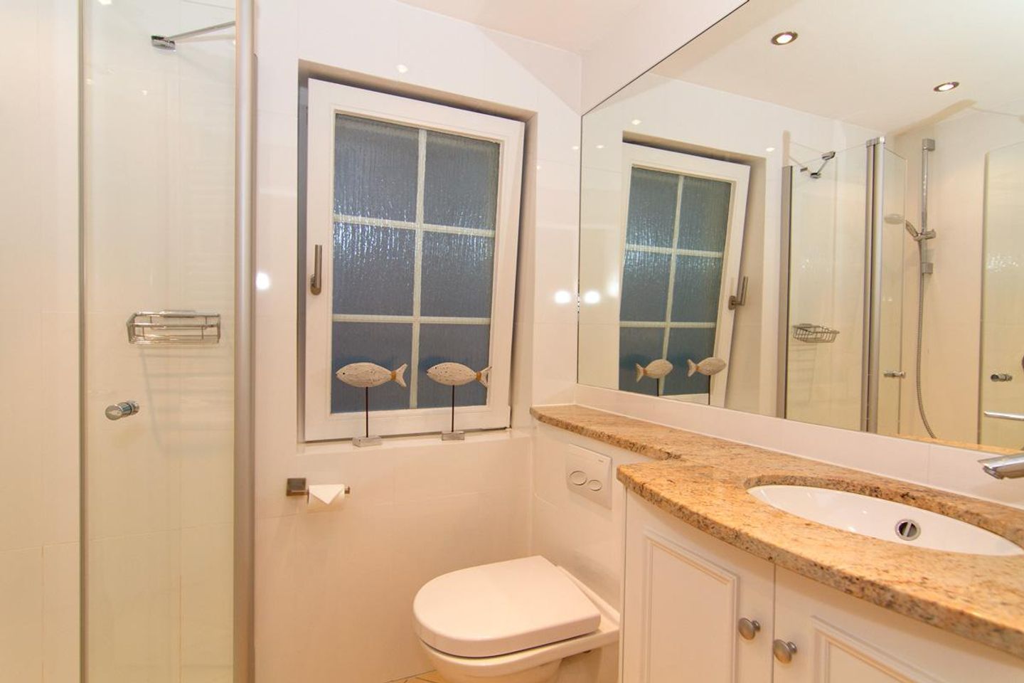  Haus Mittelweg App. 03 Mittelweg 9 Wenningstedt - Badezimmer