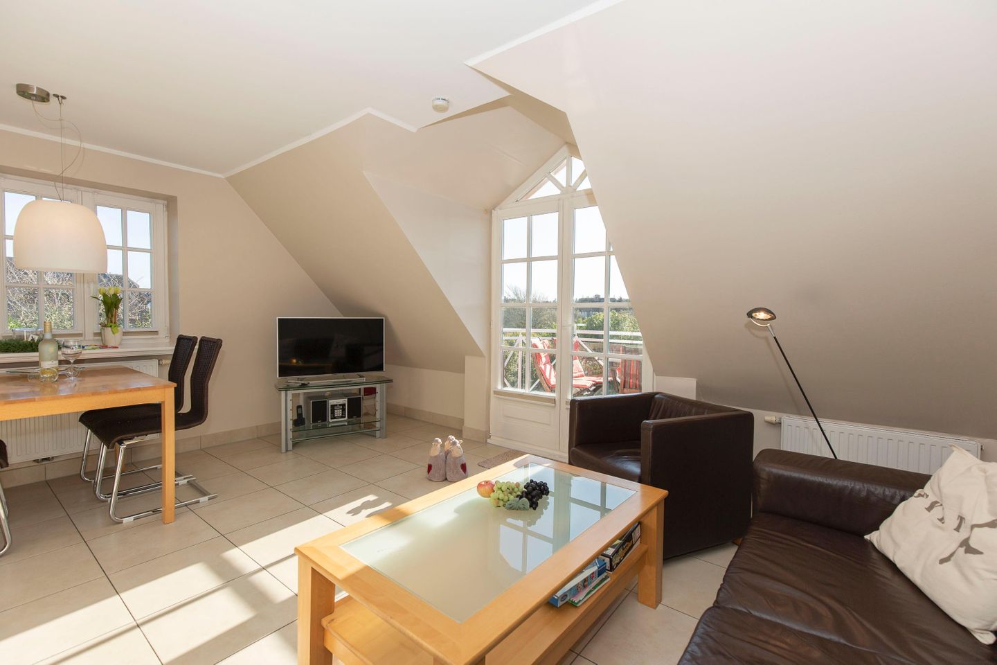  Im Tal 1 App. 07 Wenningstedt - Wohnzimmer