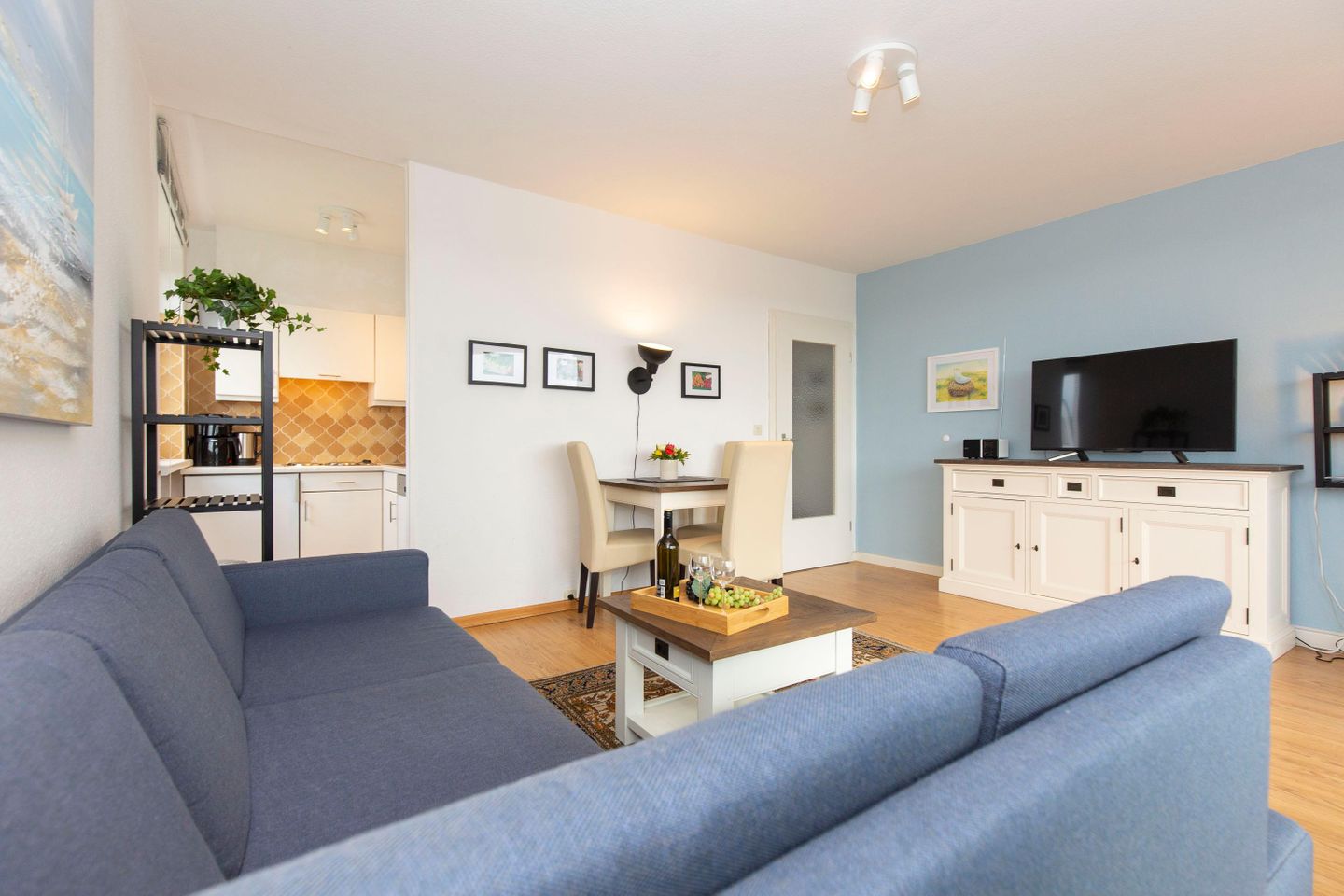  Calma App. 08 Strandstrasse 5 Wenningstedt - Wohnzimmer