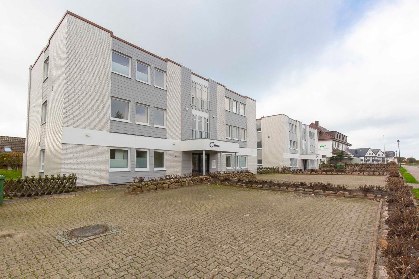  Calma App. 08 Strandstrasse 5 Wenningstedt - Fassade / Eingang