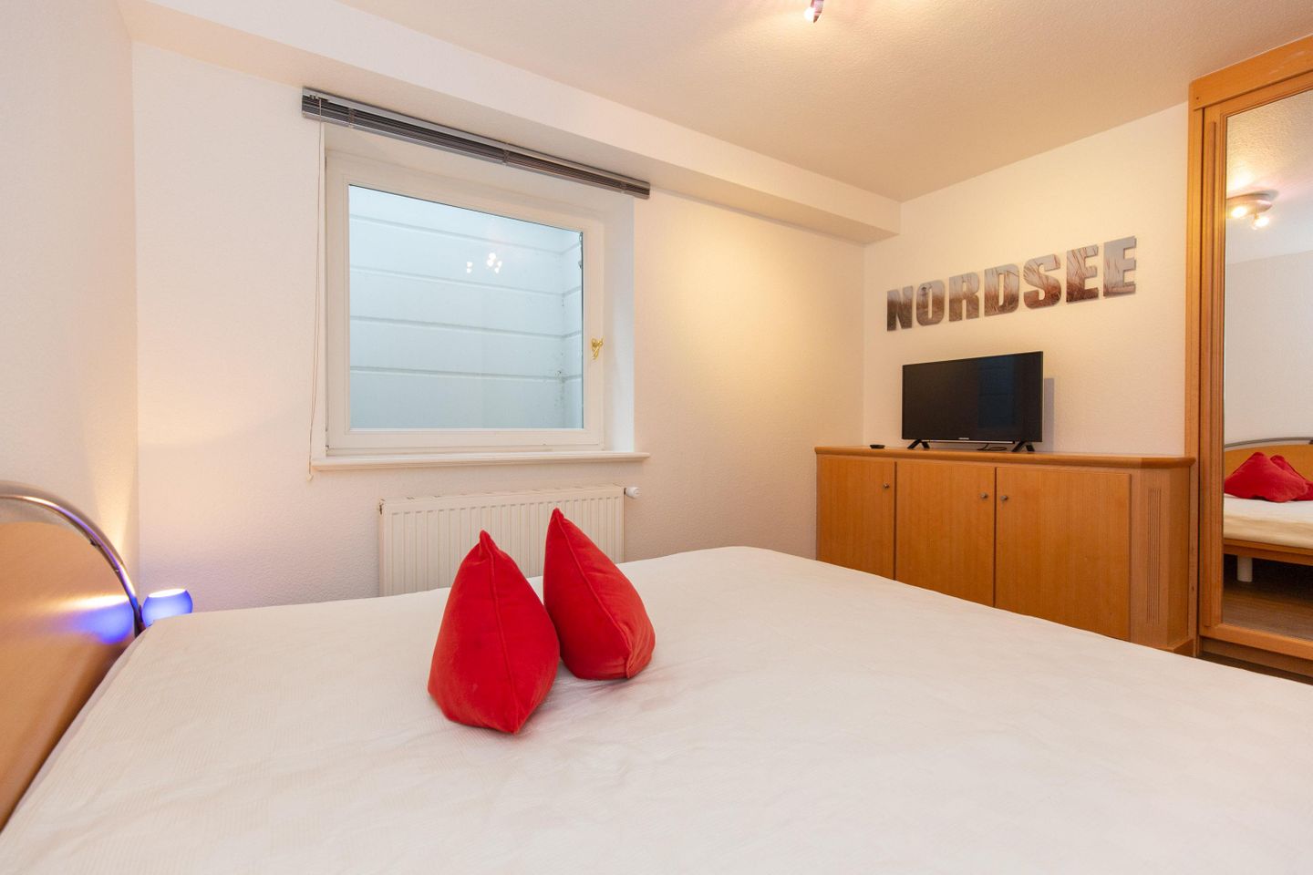  Claudine App. 03 Hochkamp 7 Wenningstedt - Schlafzimmer