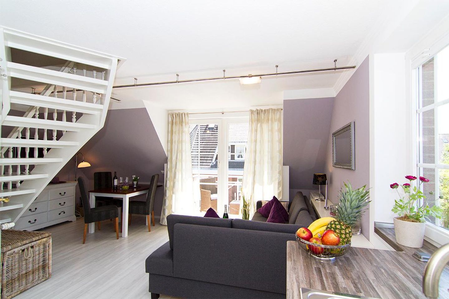 Hanseat App. 05 Osterweg 52 Wenningstedt - Wohnzimmer