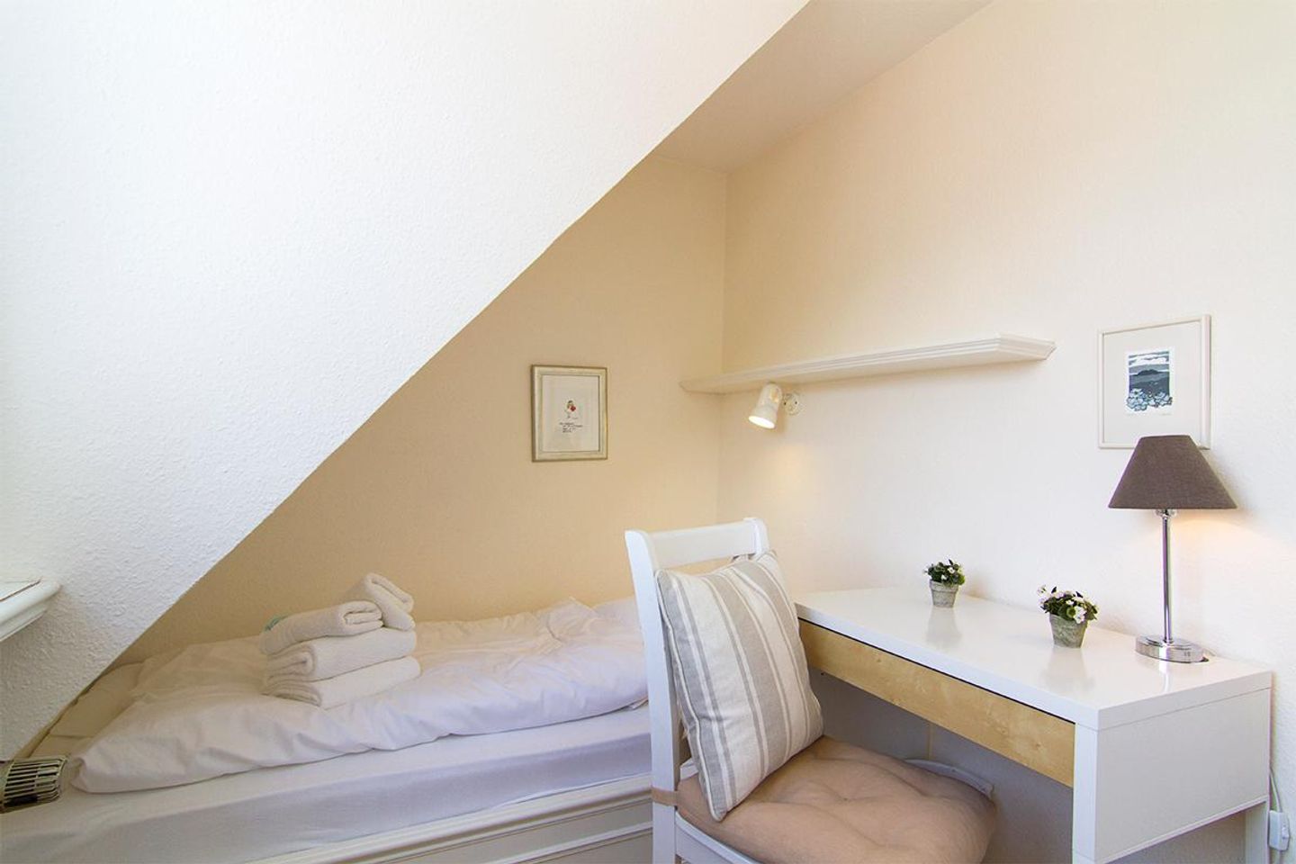  In der Düne App. 02 Dünenstrasse 3 B Wenningstedt - Schlafzimmer