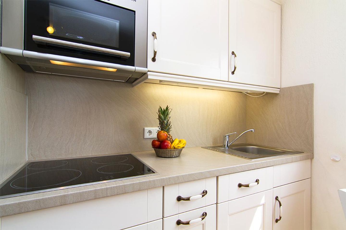  In der Düne App. 02 Dünenstrasse 3 B Wenningstedt - Küche / Küchenzeile