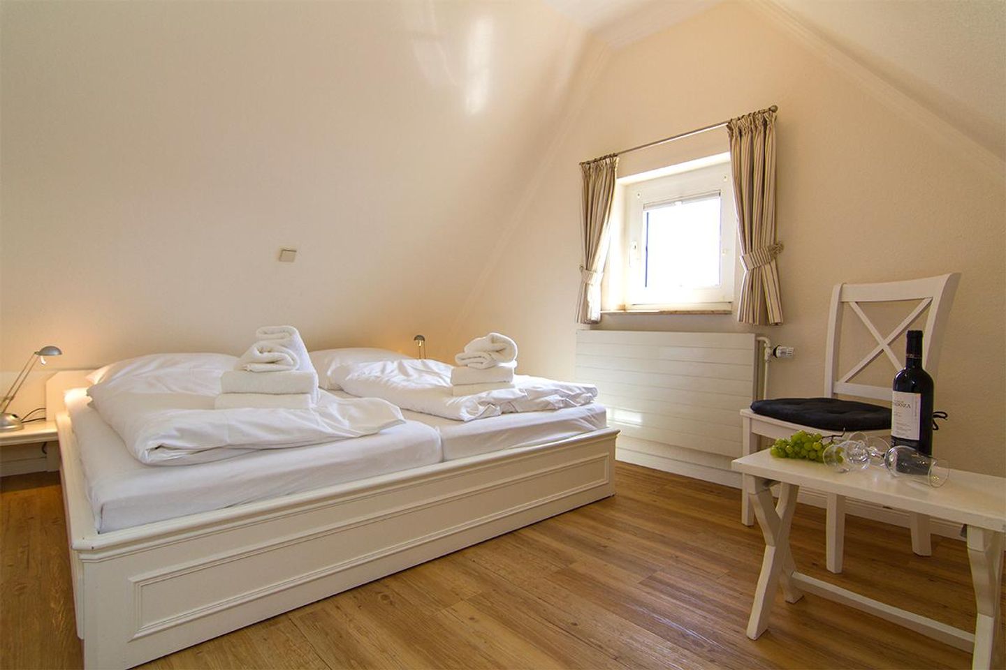  In der Düne App. 02 Dünenstrasse 3 B Wenningstedt - Schlafzimmer