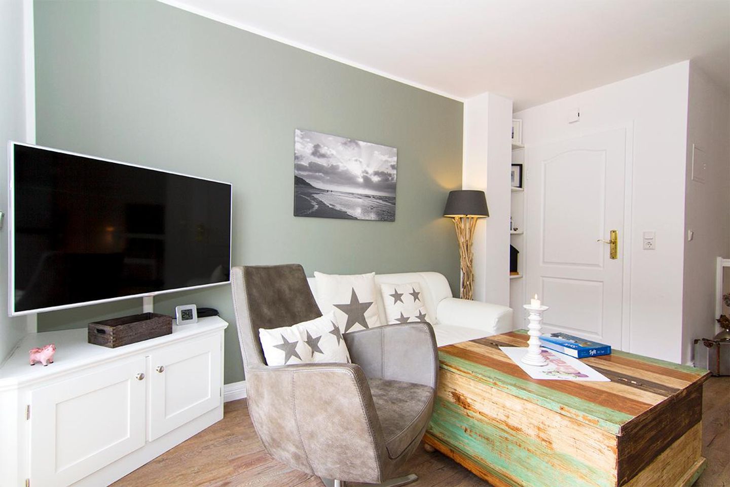  Hanseat App. 02 Osterweg 52 Wenningstedt - Wohnzimmer