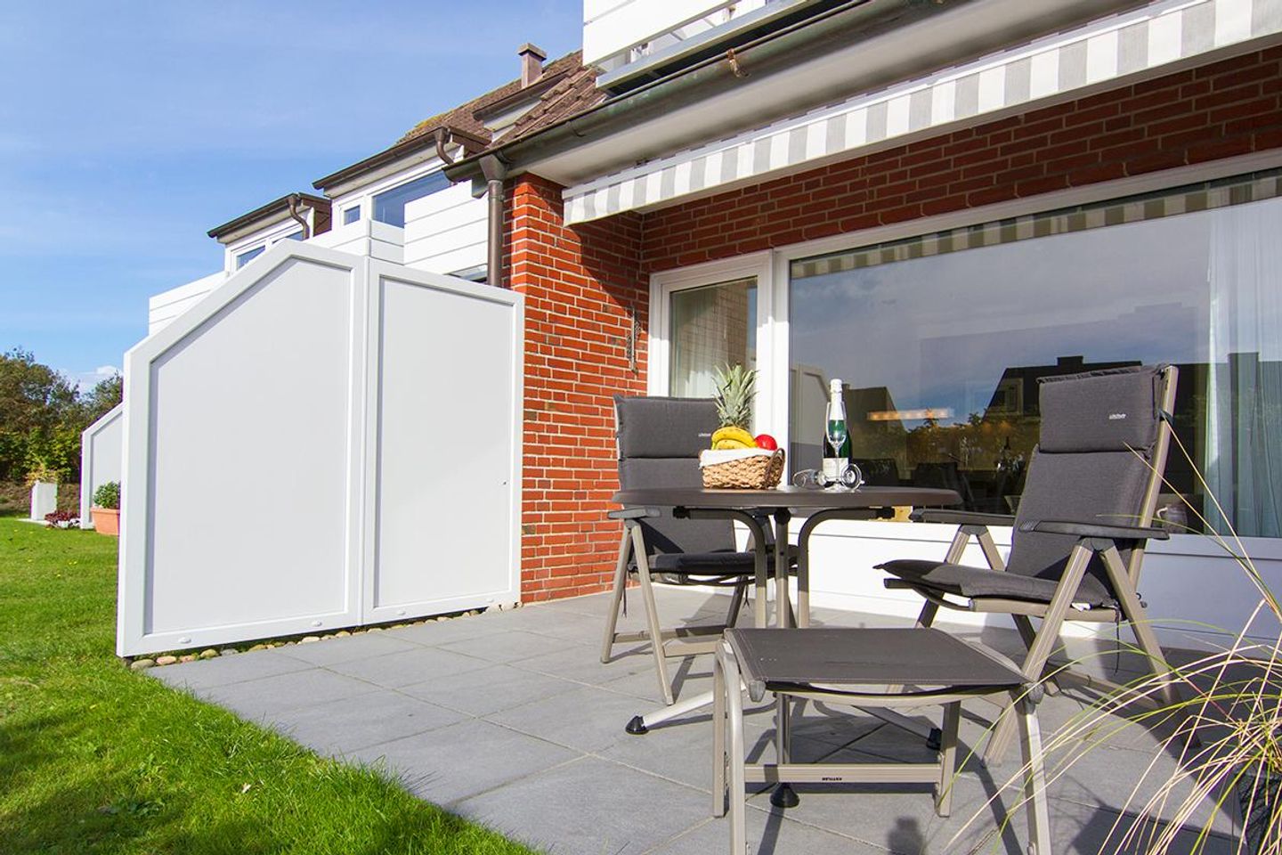  App. Strandgut Seestrasse 4 B Wenningstedt - Terrasse