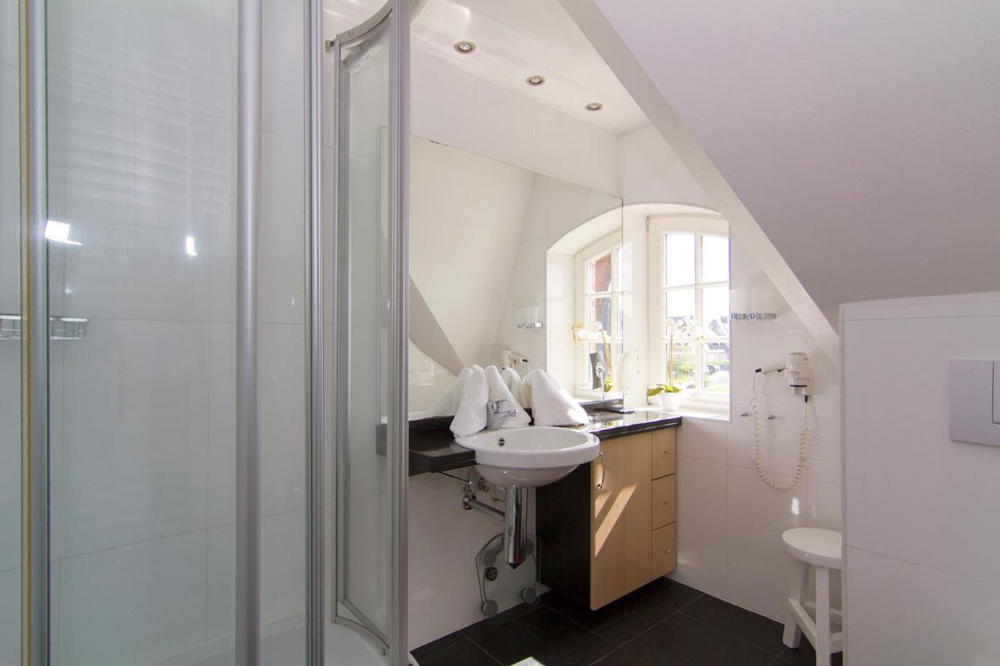 Carla App. 05 Im Grund 30 A Wenningstedt - Badezimmer