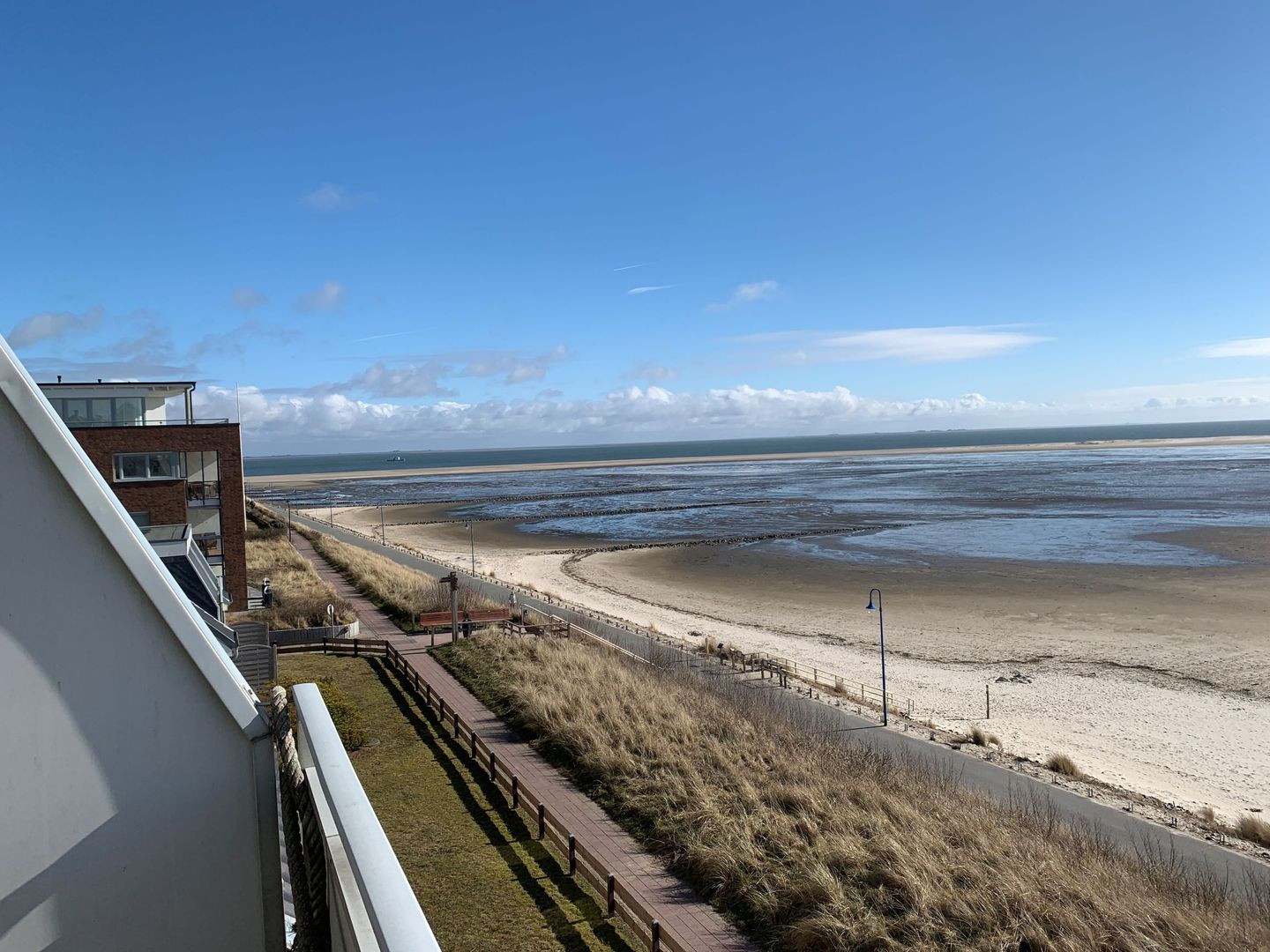  Ferienwohnung in direkter Strandlage, Balkon und Meerblick Wittdün auf Amrum - 