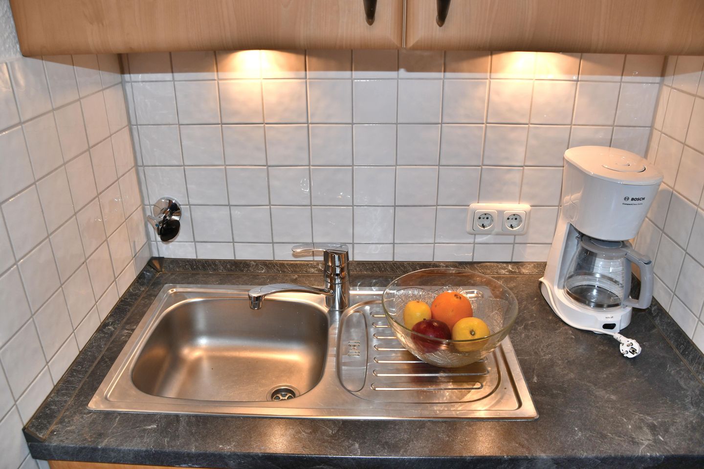 HOF/305 - Berliner Hof - "Scharbeutzer Perle" - Seeblick Scharbeutz - Küche / Küchenzeile