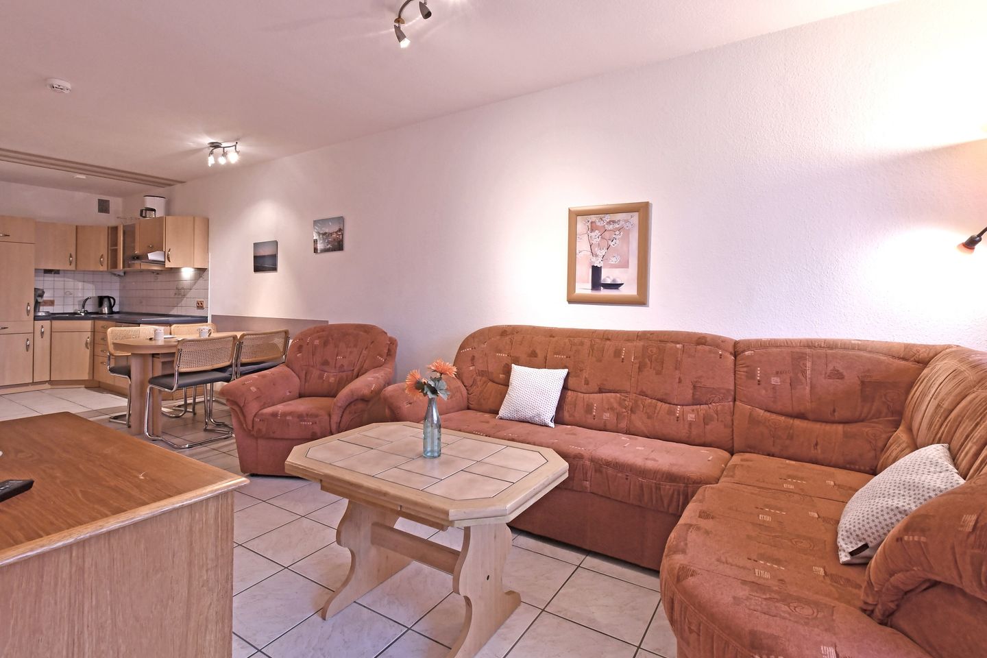 RES/314 - Residenz - Teilseeblick Scharbeutz - Wohnzimmer