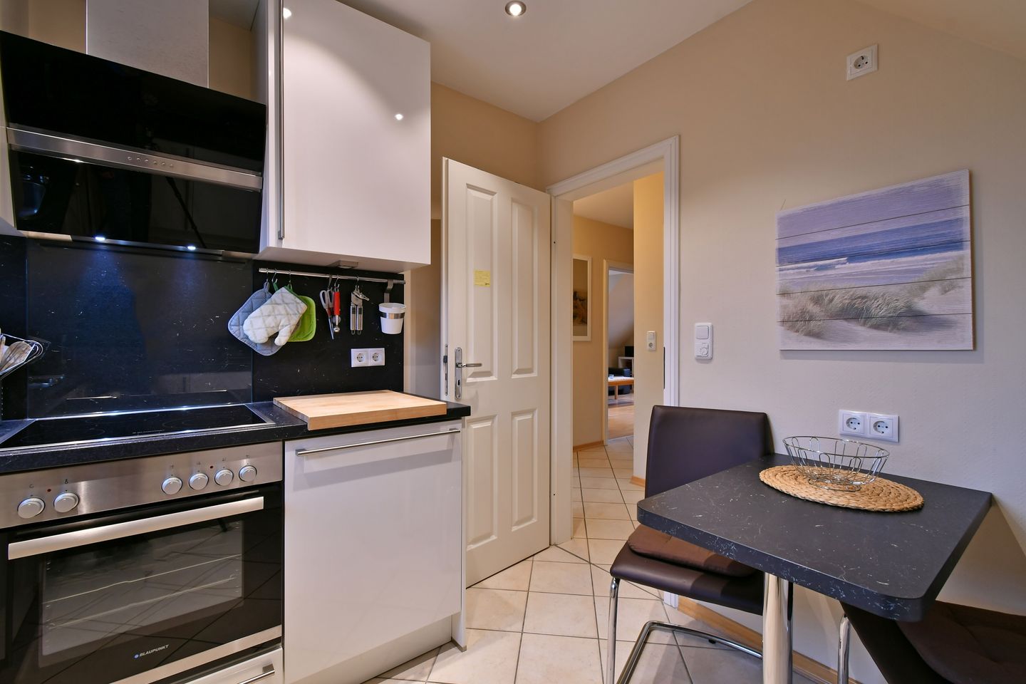 PCH/16B - Appartement "Blume" Scharbeutz - Küche / Küchenzeile