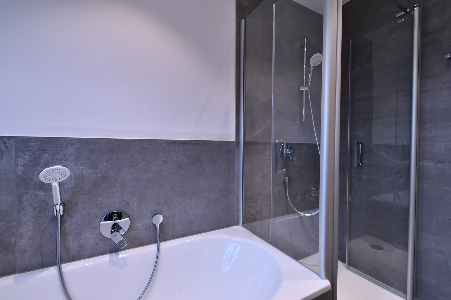 PCH/16B - Appartement "Blume" Scharbeutz - Badezimmer