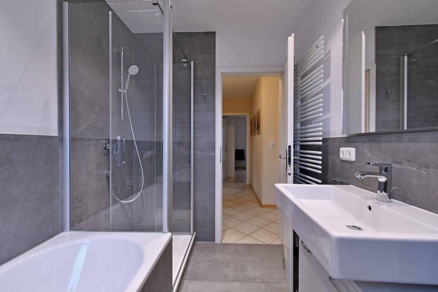 PCH/16B - Appartement "Blume" Scharbeutz - Badezimmer