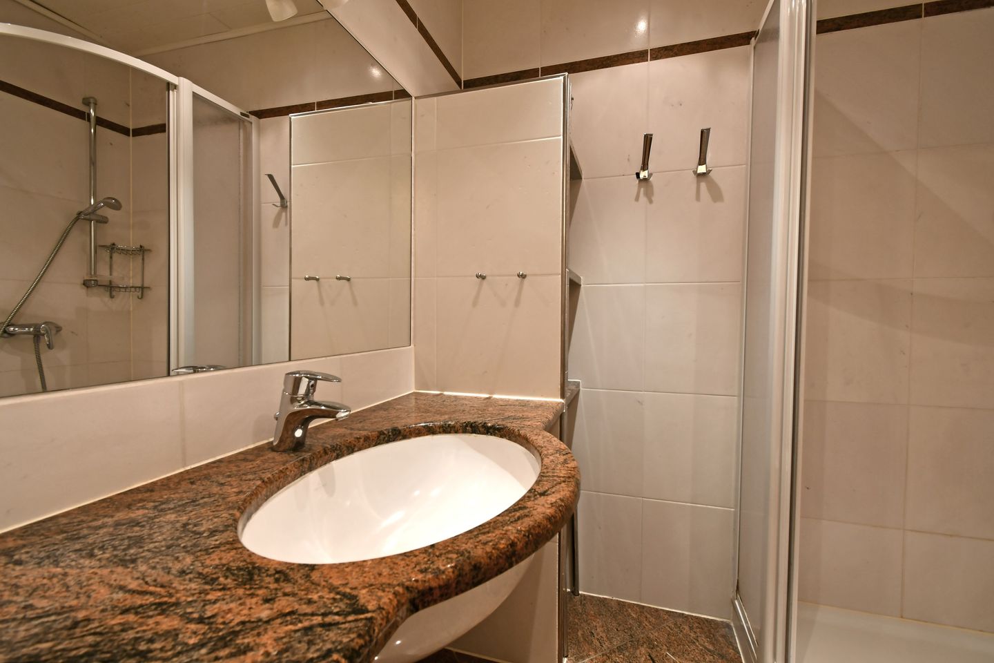 RES/408 - Residenz - Teilseeblick Scharbeutz - Badezimmer