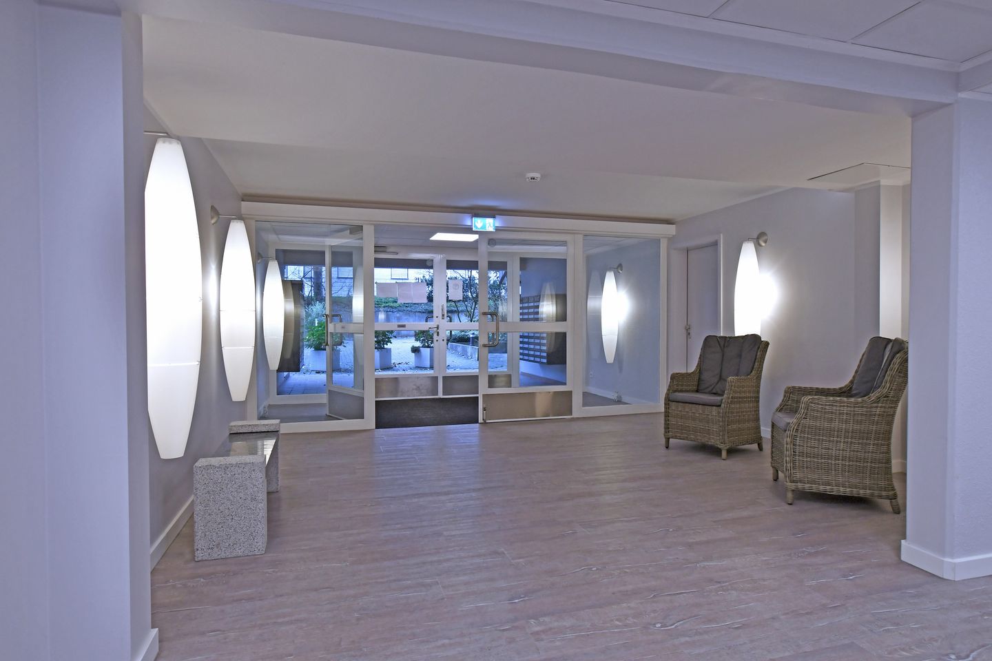 RES/511 - Residenz - Teilseeblick Scharbeutz - Fassade / Eingang