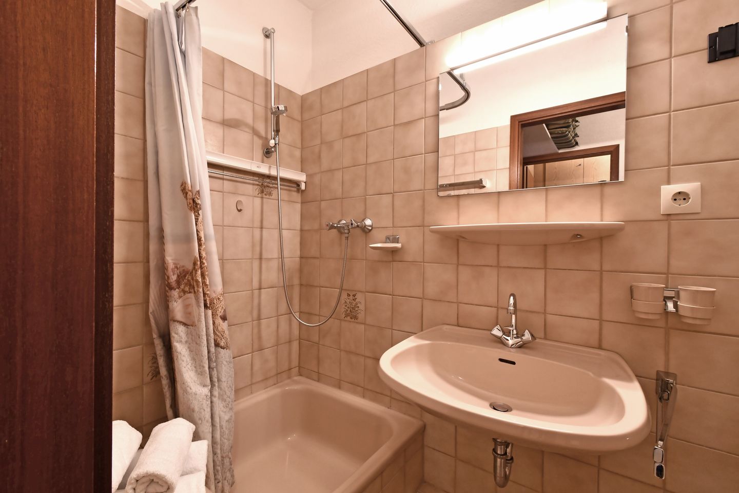 RES/511 - Residenz - Teilseeblick Scharbeutz - Badezimmer