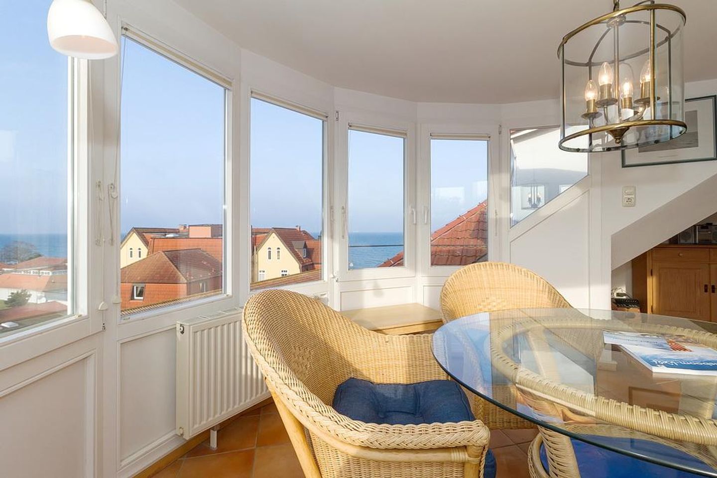 Meeresblick Meeresblick 507 Kühlungsborn - Wohn-Essbereich mit Couch