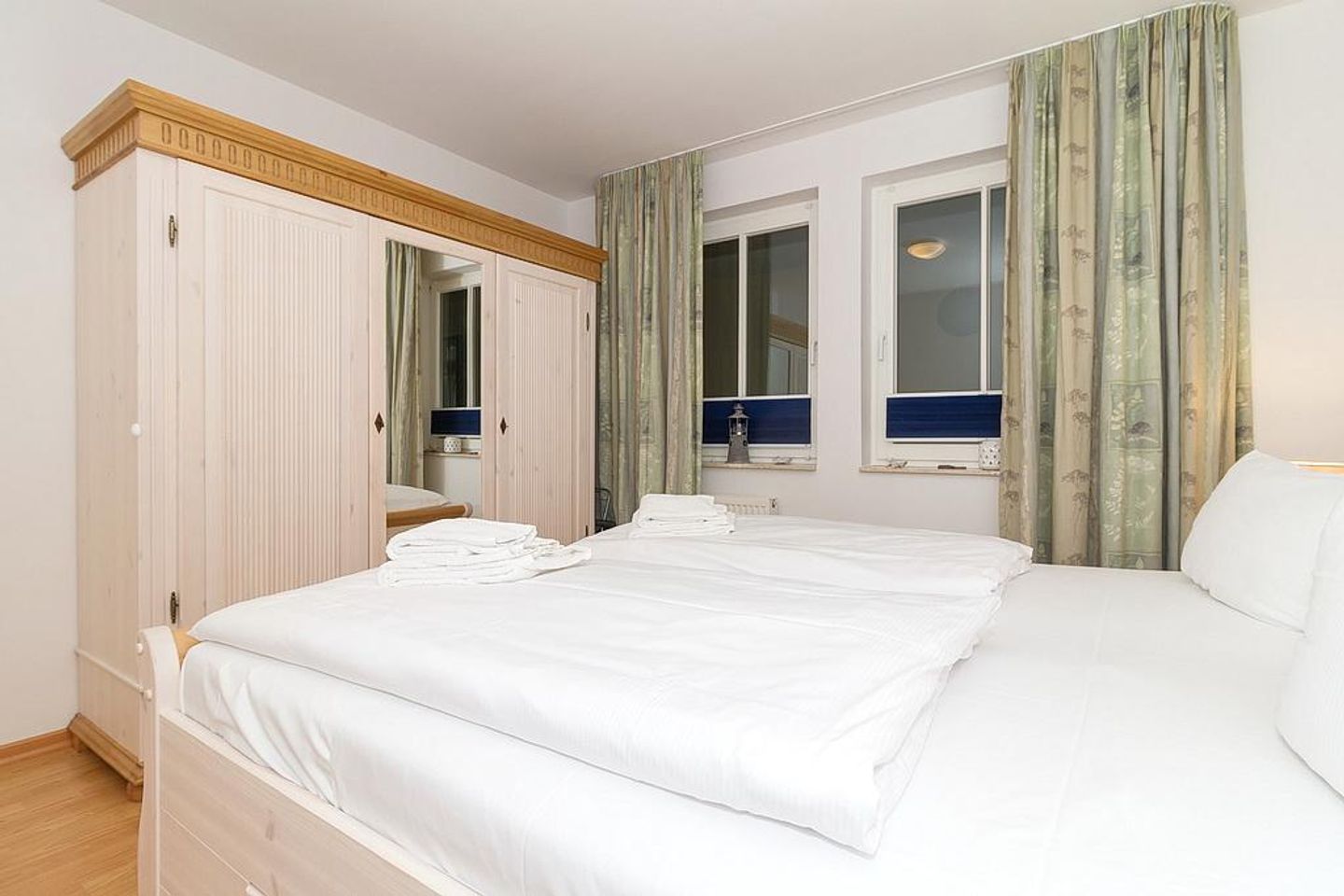 Meeresblick Meeresblick 421 Kühlungsborn - Schlafzimmer mit Doppelbett