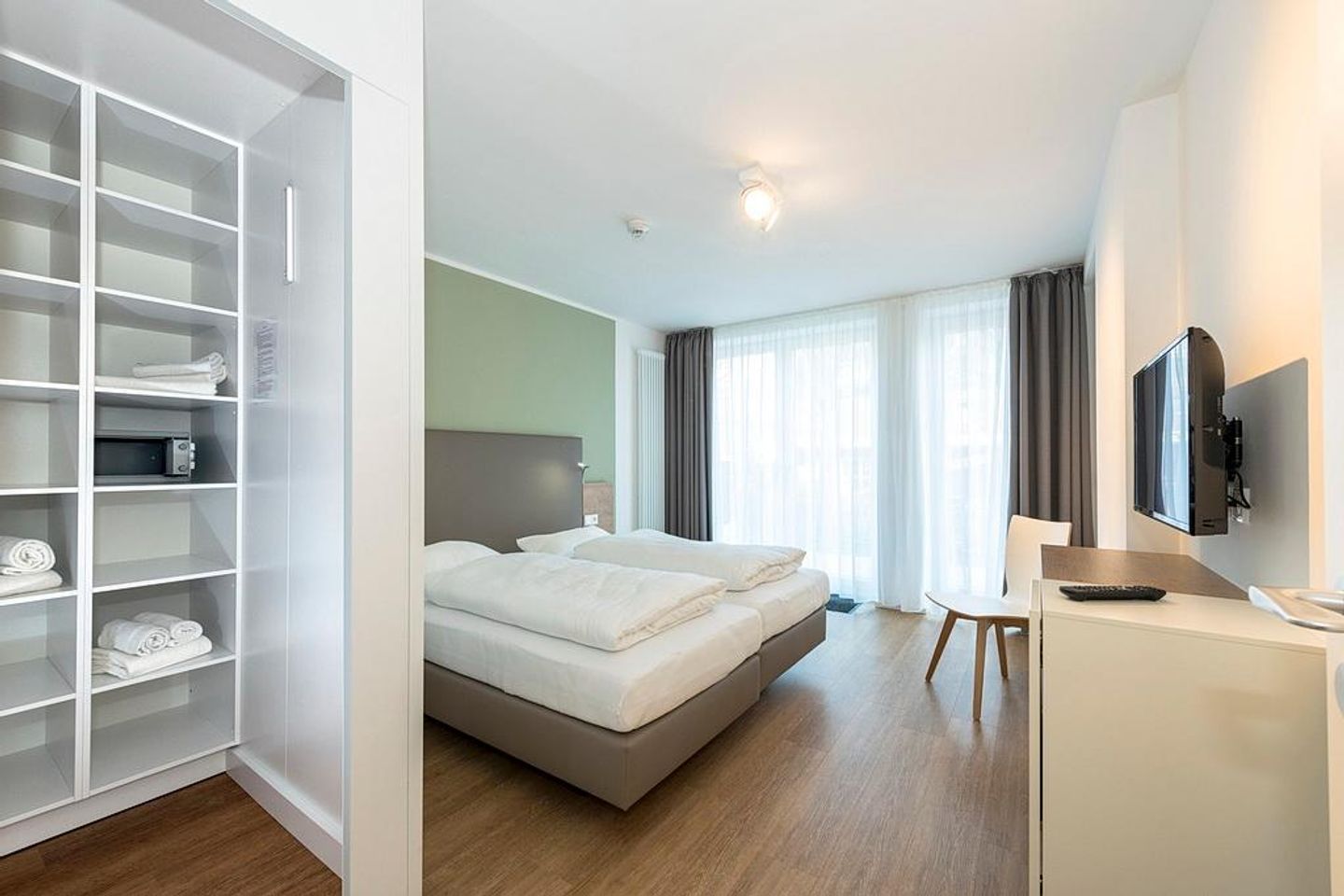 Apartmentvilla Anna See Apartmentvilla Anna See 1-03 Langeoog - Flur mit Blick zum Schlafzimmer