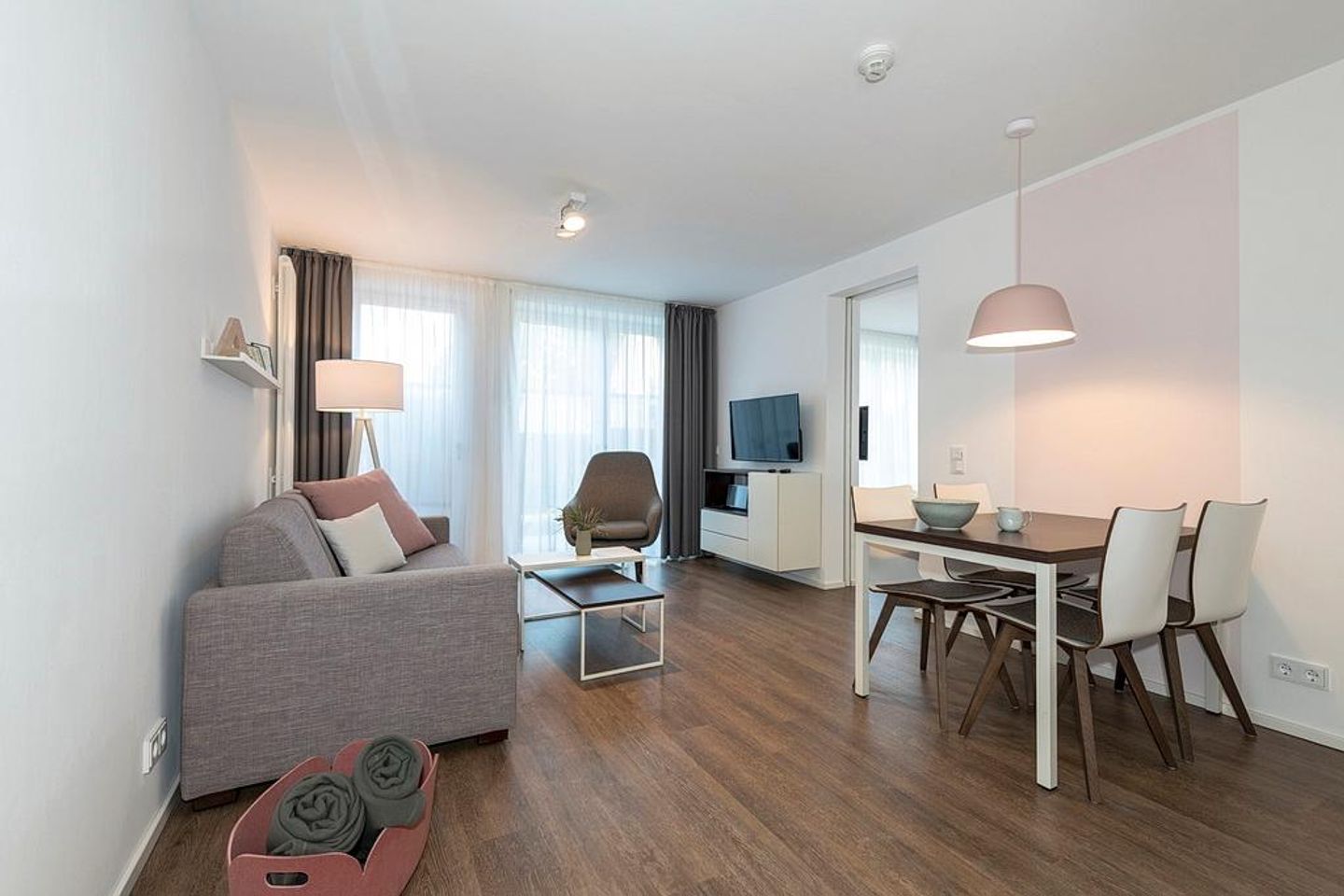 Apartmentvilla Anna See Apartmentvilla Anna See 1-08 Langeoog - Wohn-Essbereich mit Esstisch