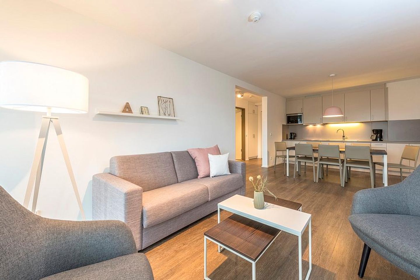 Apartmentvilla Anna See Apartmentvilla Anna See 2-10 Langeoog - Wohn-Essbereich mit Couch