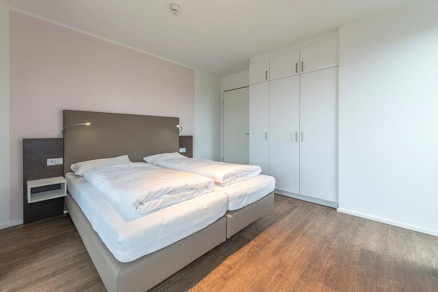 Apartmentvilla Anna See Apartmentvilla Anna See 2-10 Langeoog - Schlafzimmer mit Doppelbett