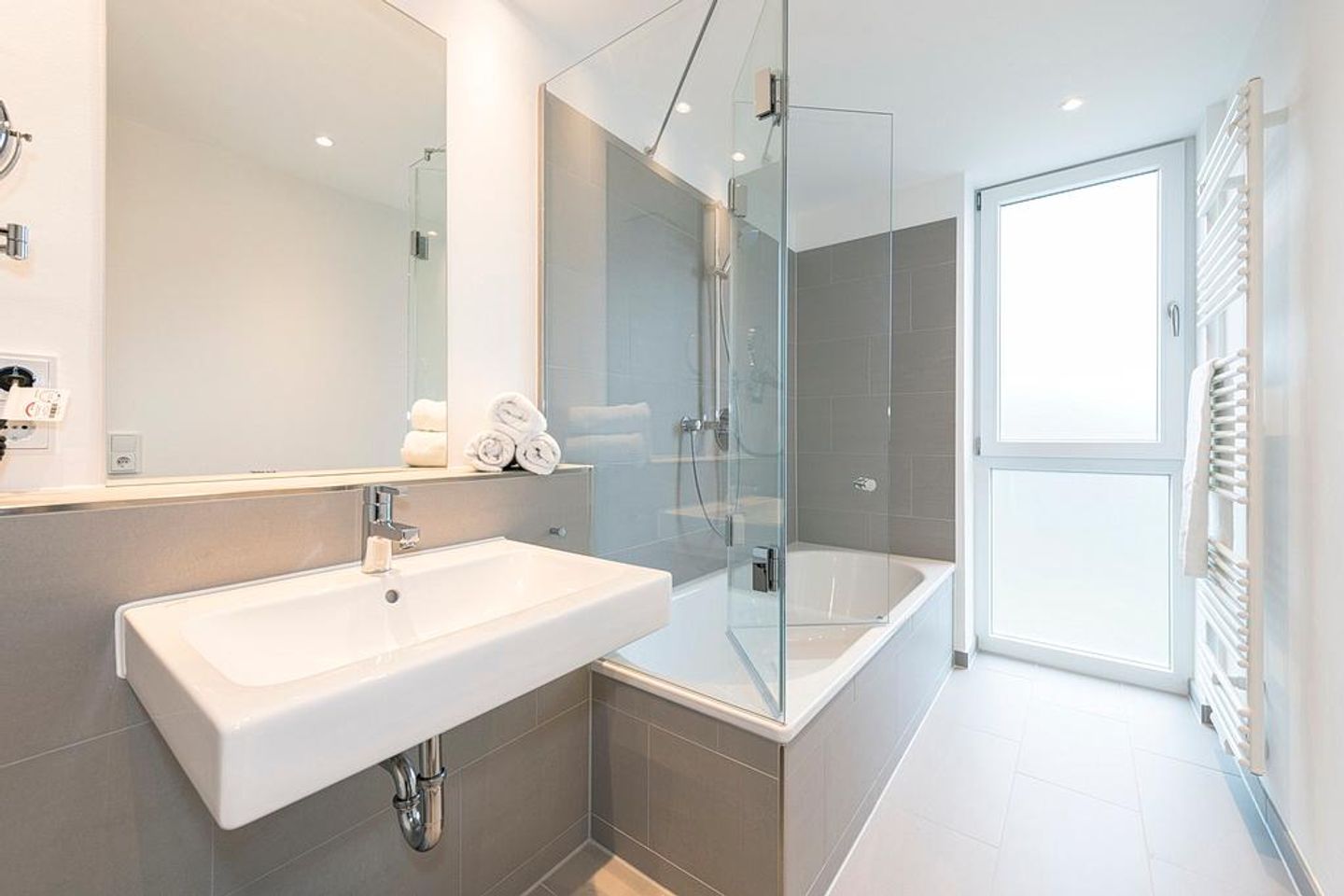 Apartmentvilla Anna See Apartmentvilla Anna See 2-10 Langeoog - Badezimmer mit Dusche