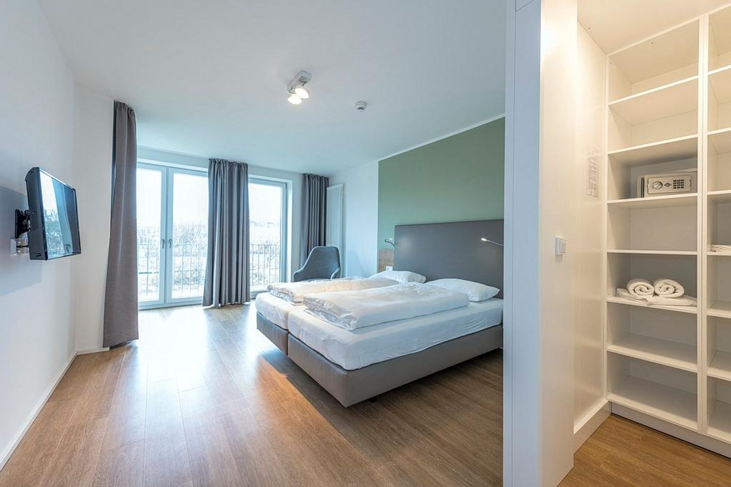 Apartmentvilla Anna See Apartmentvilla Anna See 2-11 Langeoog - Schlafzimmer mit Doppelbett