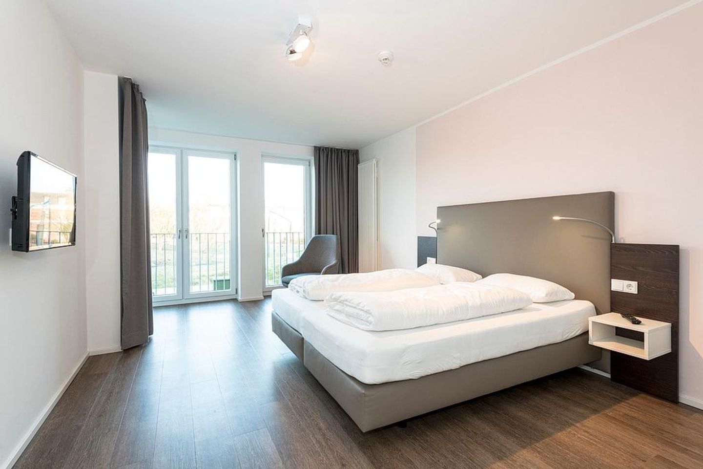 Apartmentvilla Anna See Apartmentvilla Anna See 2-12 Langeoog - Schlafzimmer mit Doppelbett