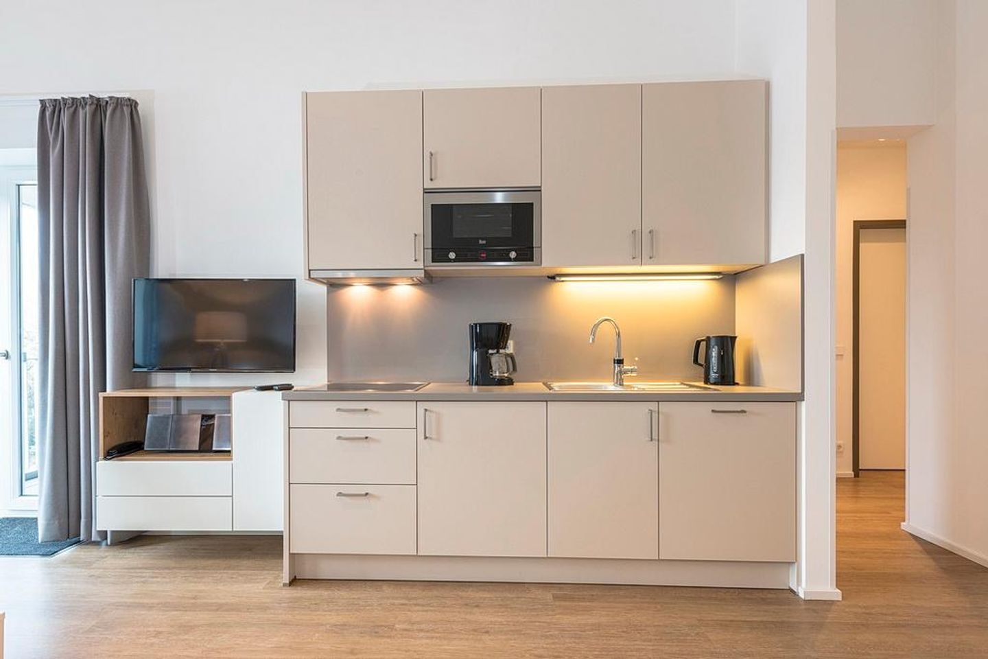 Apartmentvilla Anna See Apartmentvilla Anna See 3-08 Langeoog - Küchenzeile mit Geschirrspüler