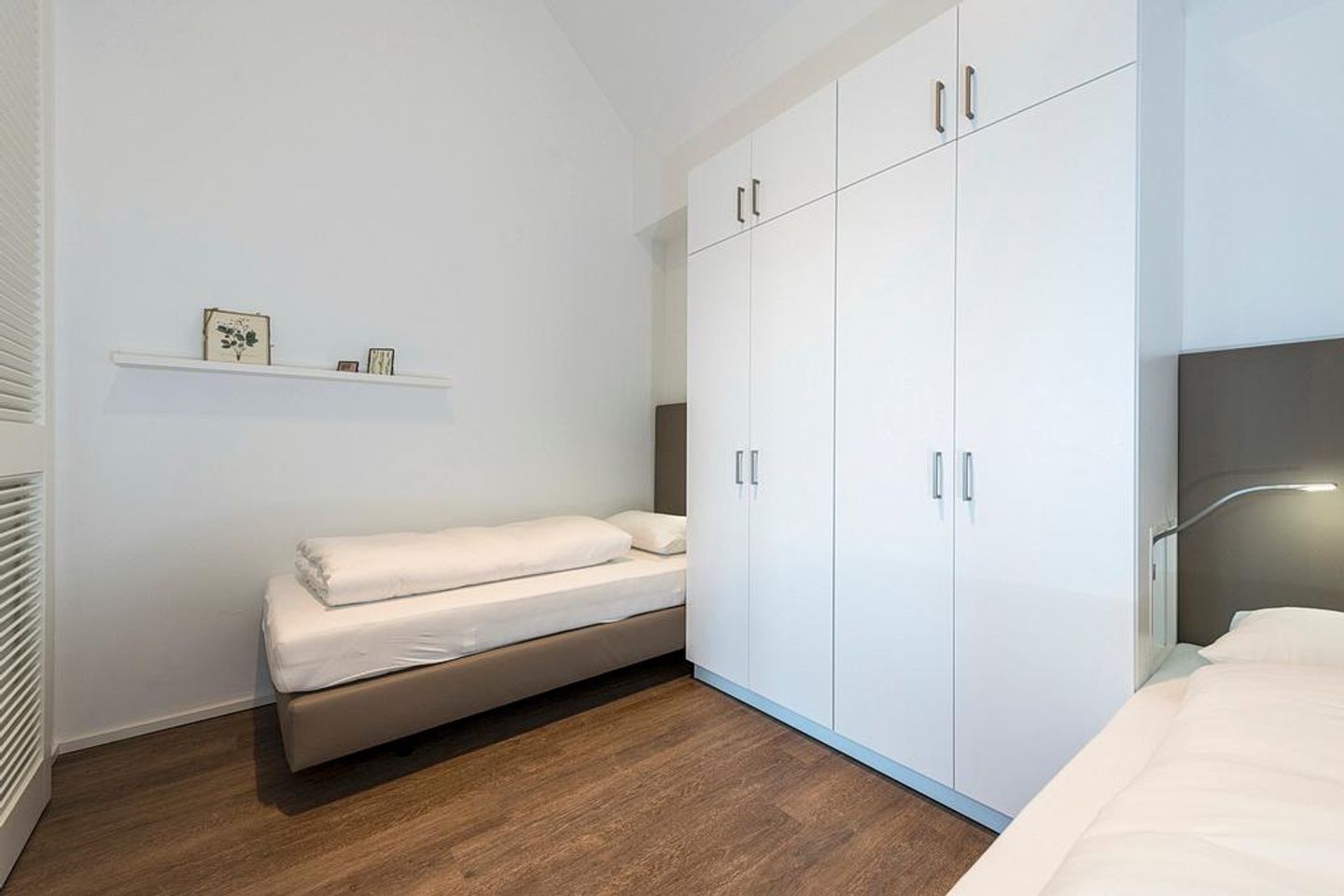 Apartmentvilla Anna See Apartmentvilla Anna See 3-12 Langeoog - Schlafzimmer mit Kleiderschrank