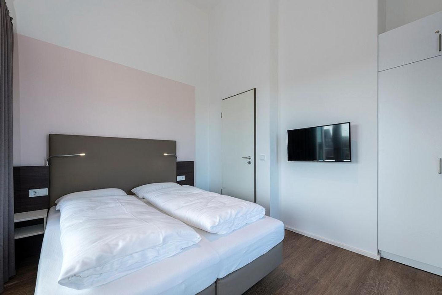 Apartmentvilla Anna See Apartmentvilla Anna See 3-15 Langeoog - Schlafzimmer mit TV