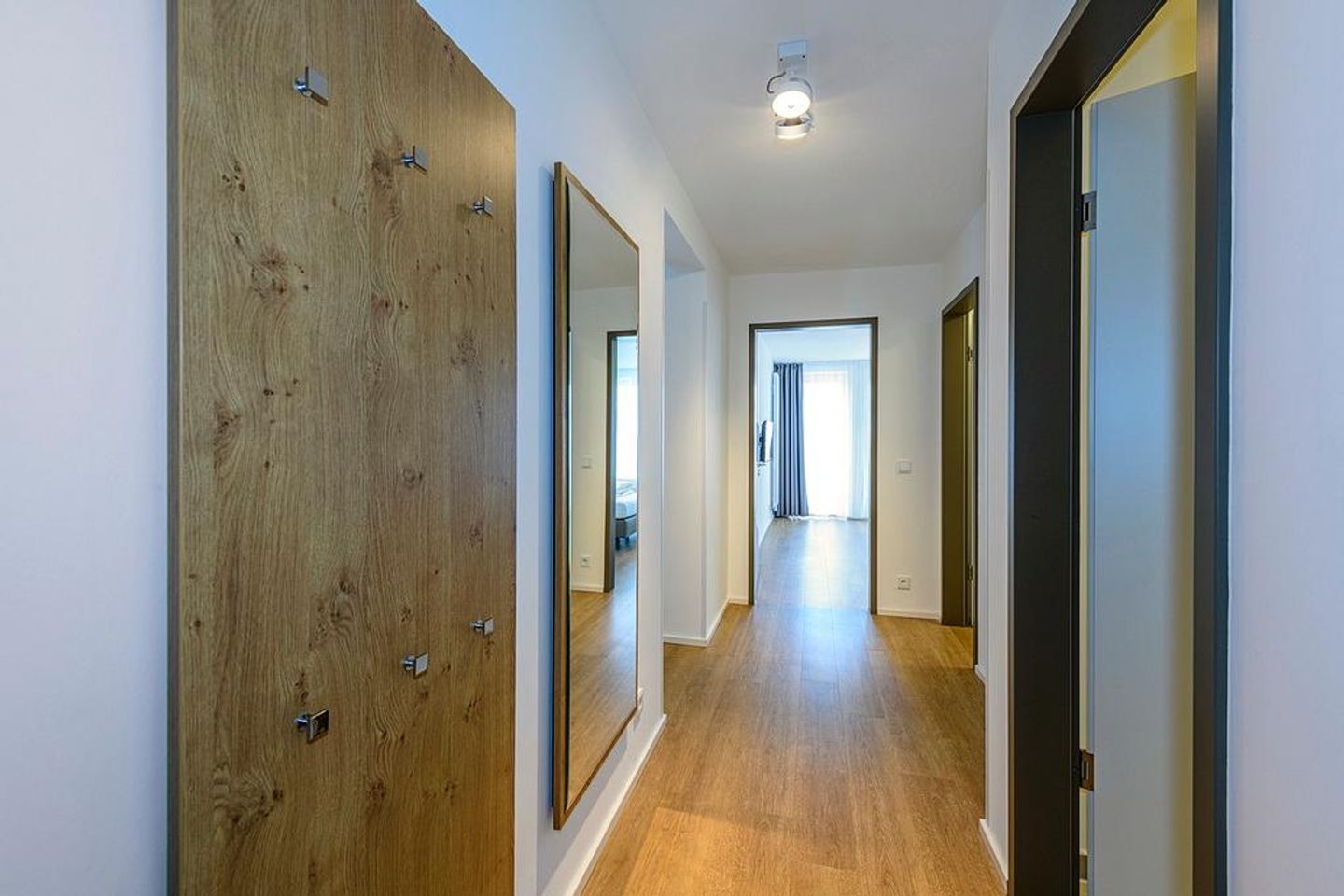 Apartmentvilla Anna See Apartmentvilla Anna See 1-11 Langeoog - Flur mit Garderobe