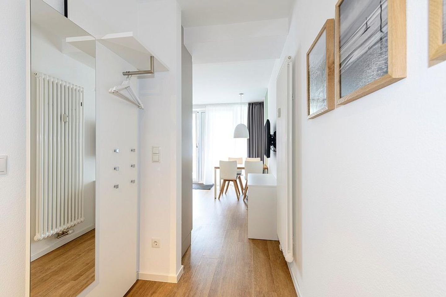 Deichhäuser Anna Küste Deichhäuser Anna Küste 1-13 Bensersiel - Flur