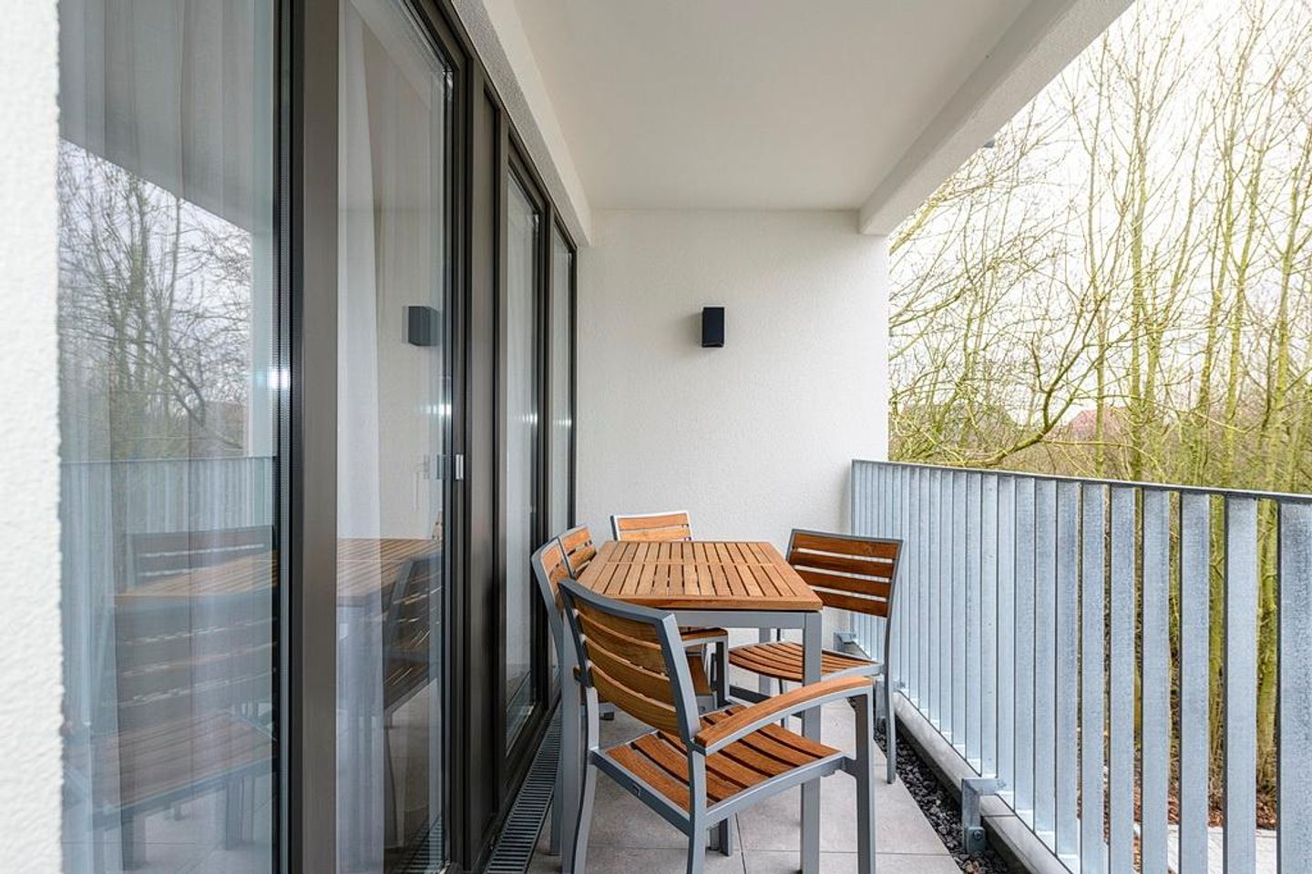 Deichhäuser Anna Küste Deichhäuser Anna Küste 1-24 Bensersiel - Balkon mit Sitzgelegenheiten