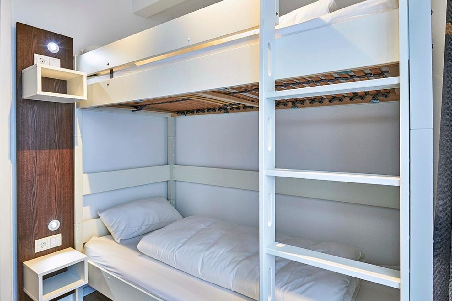 Deichhäuser Anna Küste Deichhäuser Anna Küste 2-20 Bensersiel - Schlafzimmer mit Stapelbett