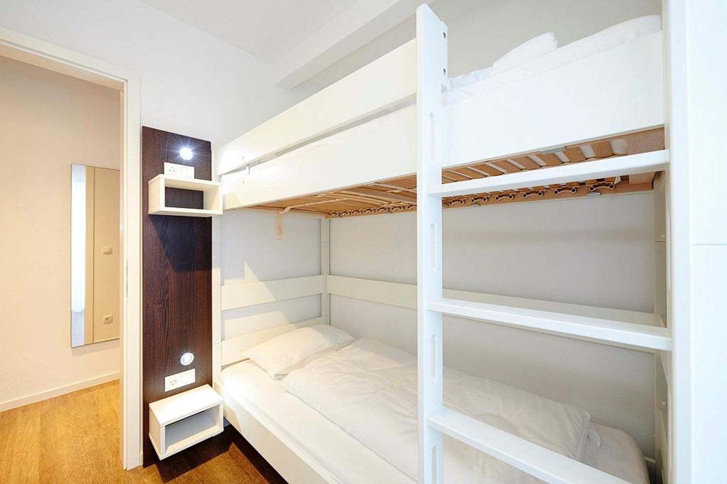 Deichhäuser Anna Küste Deichhäuser Anna Küste 3-10 Bensersiel - Schlafzimmer mit Stapelbett