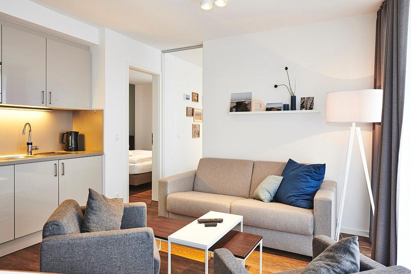 Deichhäuser Anna Küste Deichhäuser Anna Küste 3-23 Bensersiel - Wohnbereich mit Sitzgelegenheit